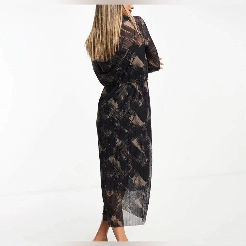 NWT- & Other Stories plisse mesh midi dress in brushed print- Size Medium - Picture 1 of 7